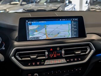 BMW X3 xDrive20i M Šport - 15