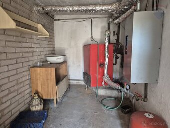 Starší RD pod lesom, pozemok 1351 m², Štitáre - 15