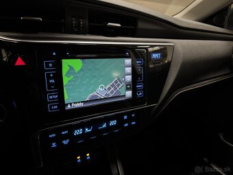 Toyota Auris combi 1,6 97kW 85000km slovák Full LED - 15