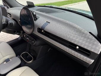 MINI COOPER C Race Green 2025 - 15