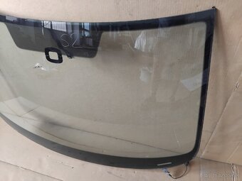 rozpredám sklá, tesnenia, lišty Superb 2 sedan - 15