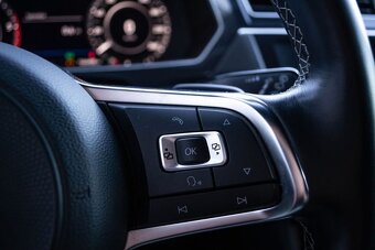 Volkswagen TIGUAN R-LINE - 15