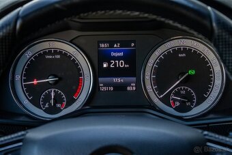 Škoda Superb Combi 2.0 TDI Sportline-DSG - 15