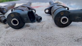 Vstreky - peugeot -citroen bosch - ford - mazda siemens - 15