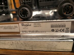 Umývačka riadu vstavaná Whirlpool WBC 3C26 X - 15