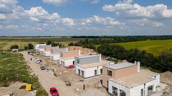 BOSEN |4 izb. skolaudované RD-projekt Slnečné záhrady Hubice - 15
