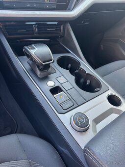 Volkswagen Touareg 3.0 TDi DSG 170kW 4x4 - 15