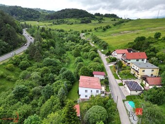 5,5 izbový starší rodinný dom na predaj - Valaská Dubová - R - 15