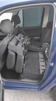 Predám Škoda Roomster 1.6TDI 66Kw r.v.2012 tach.196505km - 15