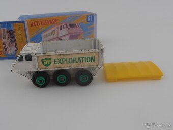 Jeep Gladiator, Alvis Stalwart, Claas Combine - 15