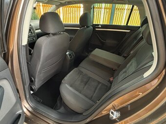 Volkswagen Golf Variant 2.0 TDI Highline - 15
