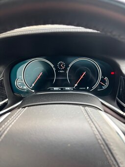 BMW 750xd - 15