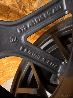 ORIG.AUDI RS3 R19 NOVE.AUDI RS3 Performance R19 265/245 - 15