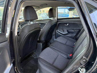 Hyundai i30 1.4i MPI DOHC CVVT Comfort - 15