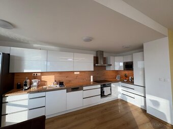 3-izbový byt s veľkou terasou a západmi slnka - 15