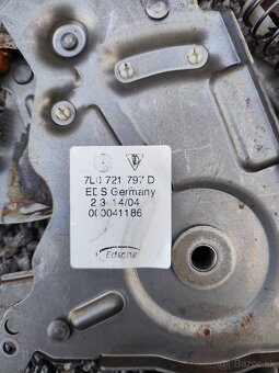 NÁHRADNÉ DIELY VOLKSWAGEN TOUAREG 7L - 15