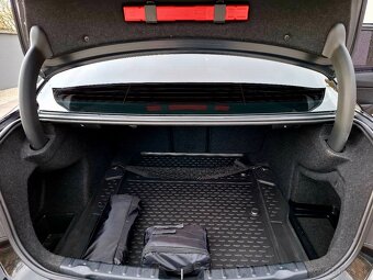 Predám BMW F30/ 3-rada /  Diesel / Automat / X-drive rv:2013 - 15