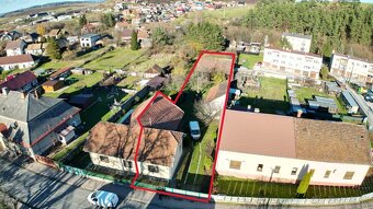 Exkluzívna Ponuka: Rodinný Dom s Obrovským Pozemkom a Potenc - 15