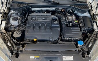 Škoda Superb Combi 2.0 TDI DSG - 15
