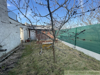 Trojizbový rodinný dom vo vyhľadávanej lokalite v Nových Z - 15