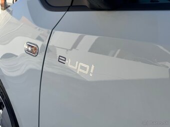 Vw e Up , 68.000km elektromobil - 15