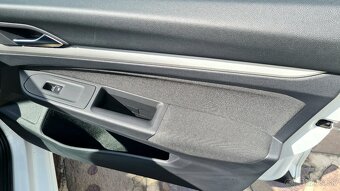 Volkswagen Golf 8 Variant 2.0 TDi DSG 85 kW - 15