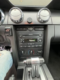 Ford Mustang Cabrio 4.0 2007 64000km - 15
