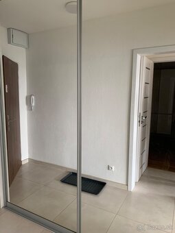 Prenajmem 2-izbovy byt na Lesnej - 15