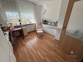 4 izbový byt  s balkónom garážou a záhradkou Urmince/ VYPLAT - 15