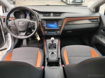 Toyota Avensis ACTIVE + TREND 2015 1.8 benzín - 15