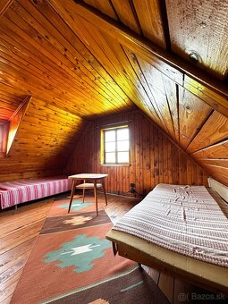 Chata s rozsiahlym pozemkom nad obcou Hrušov - 15