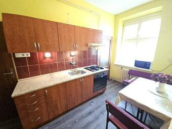 Tehlový 3 izbový byt v centre BA na Živnostenskej ulici, pre - 15