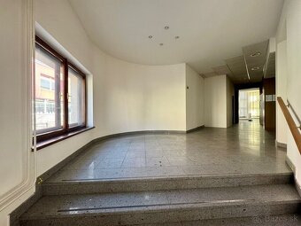 Podnikateľský objekt na predaj v centre mesta Ružomberok - 15