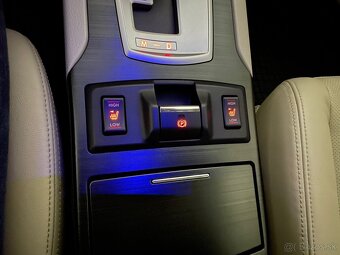 Subaru Legacy Outback 2,0 D  CVT  150k - 15