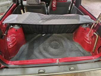 Volkswagen Polo 86C - 15