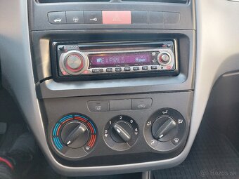 Fiat Punto 1.2 benzin 4-valec - 15