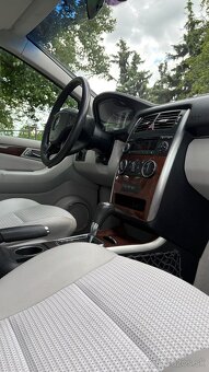 Mercedes-Benz B trieda B200 Autotronic - 15