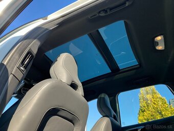 Volvo XC60 D4 2.4L Drive-E Inscription Geartronic AWD - 15