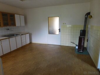 REZERVOVANÉ Rodinný dom Velčice - 15