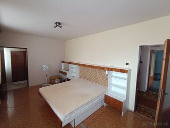 Priestranný RD s možnosťou vytvorenia krásneho domova - 15