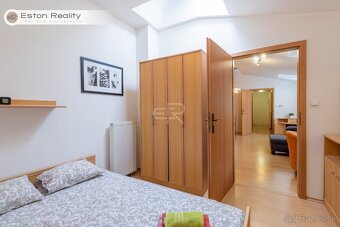 Veľkometrážny byt 131,22 m2 - rozdelený na 3 izb a 2 izb byt - 15