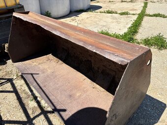 Zetor 7211 s čelným nakladačom - 15