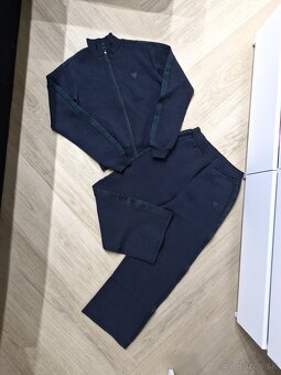 NOVE Guess teplakova a fitness suprava XS, XS/S - 15