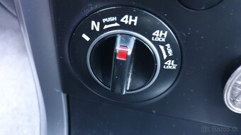 Predám Suzuki Grand Vitara 2.0 benzín + plyn - 15