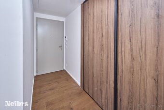 Neibrs | (4) izbový byt s dvoma balkónmi a parkingom - 15