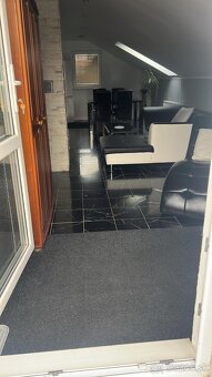 Prenájom 3 izbového bytu v RD s vlastnou vstupnou bránou - 15