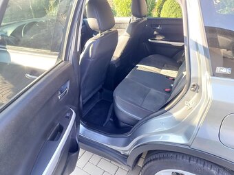 SUZUKI Vitara 1,6 DDiS Elegance 4x4 automat - 15