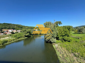 Exkluzívne 🌿 Útulná chata v srdci prírody na predaj 🏡 - 15