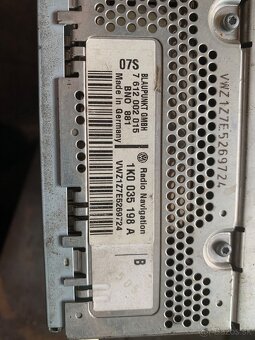 Predám autorádia originál vw škoda aj s kódom - 15