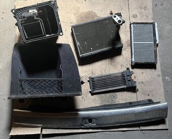 Vsetko komplet za 100e Audi A6 C6 - 15